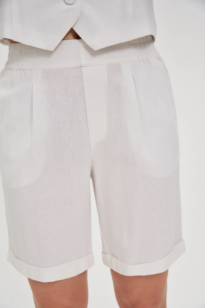 Szorty białe