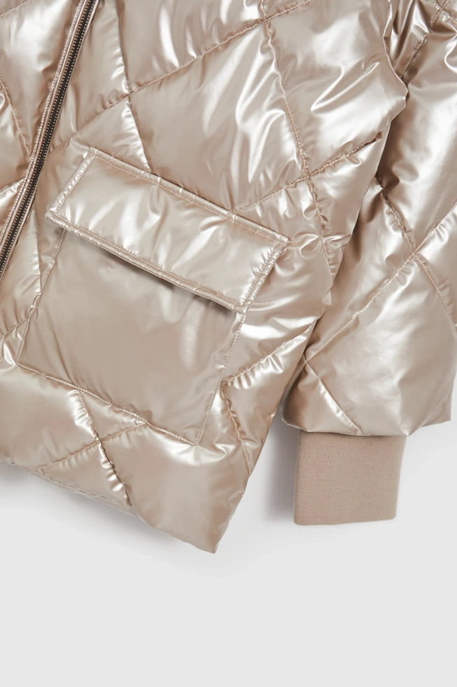 Pikowana kurtka z dużymi kieszeniami beżowa