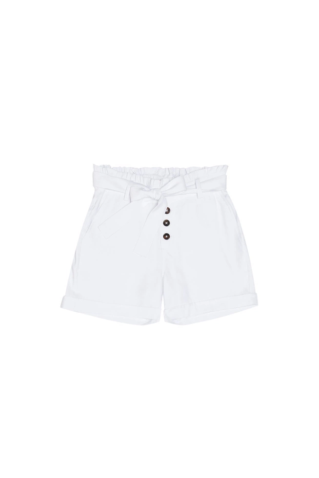 Białe spodenki z wiązaniem
