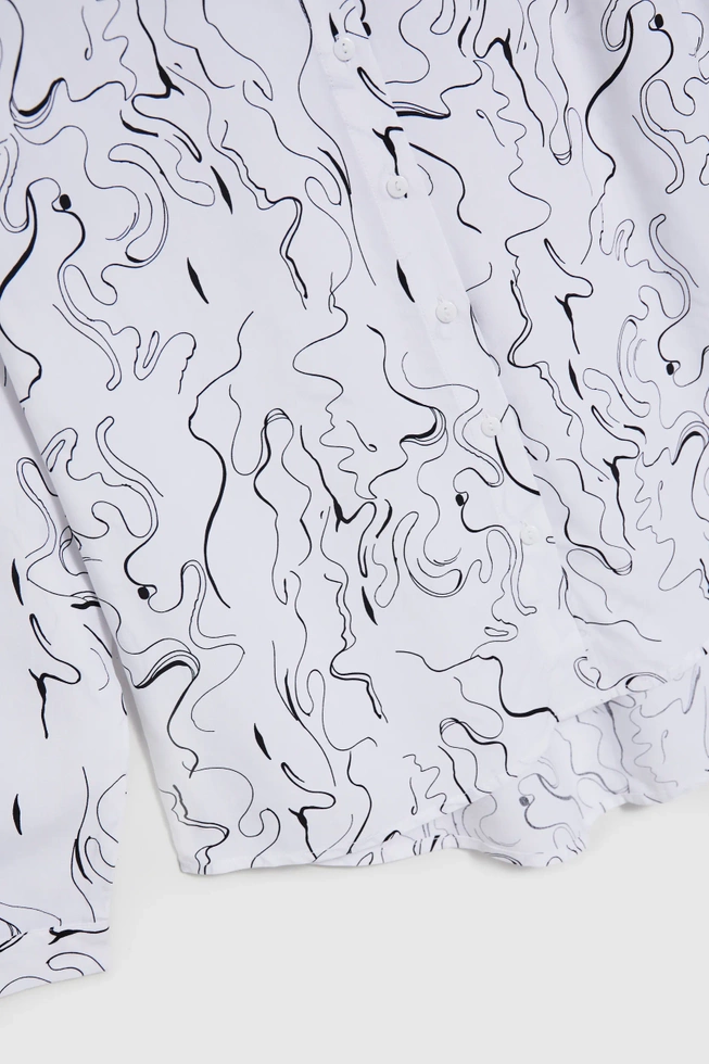 Koszula z delikatnym printem biała