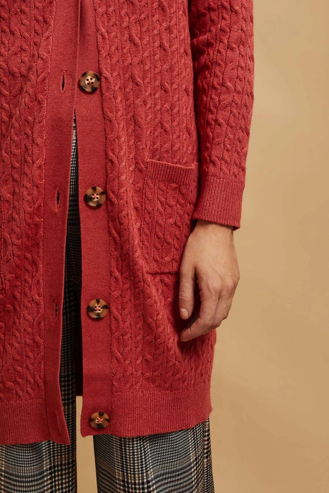 Długi kardigan malinowy