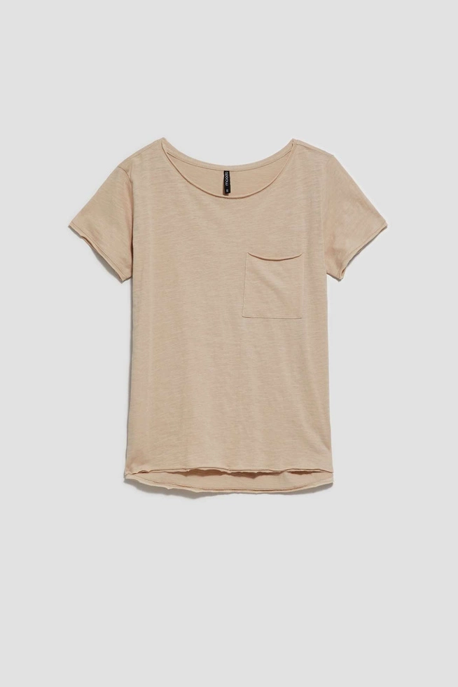 T-shirt oversize z kieszonką