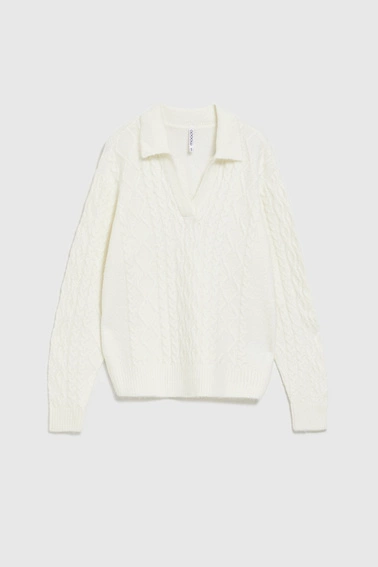 Sweter z dekoltem w serek i kołnierzykiem