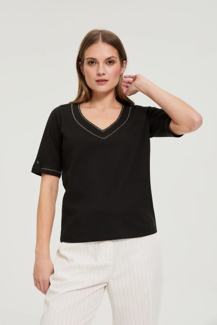 Bluzka z dekoltem w serek czarna