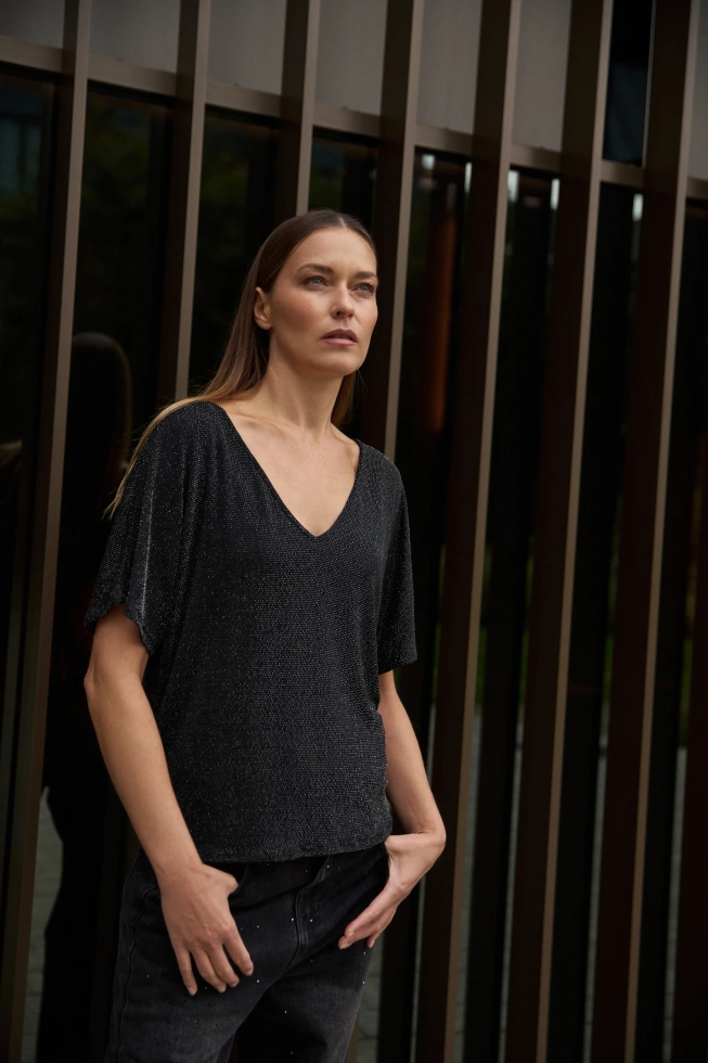 Bluzka do noszenia na dwa sposoby czarna