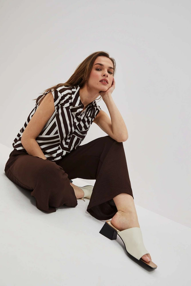 Spodnie z szerokimi nogawkami ciemnobrązowe