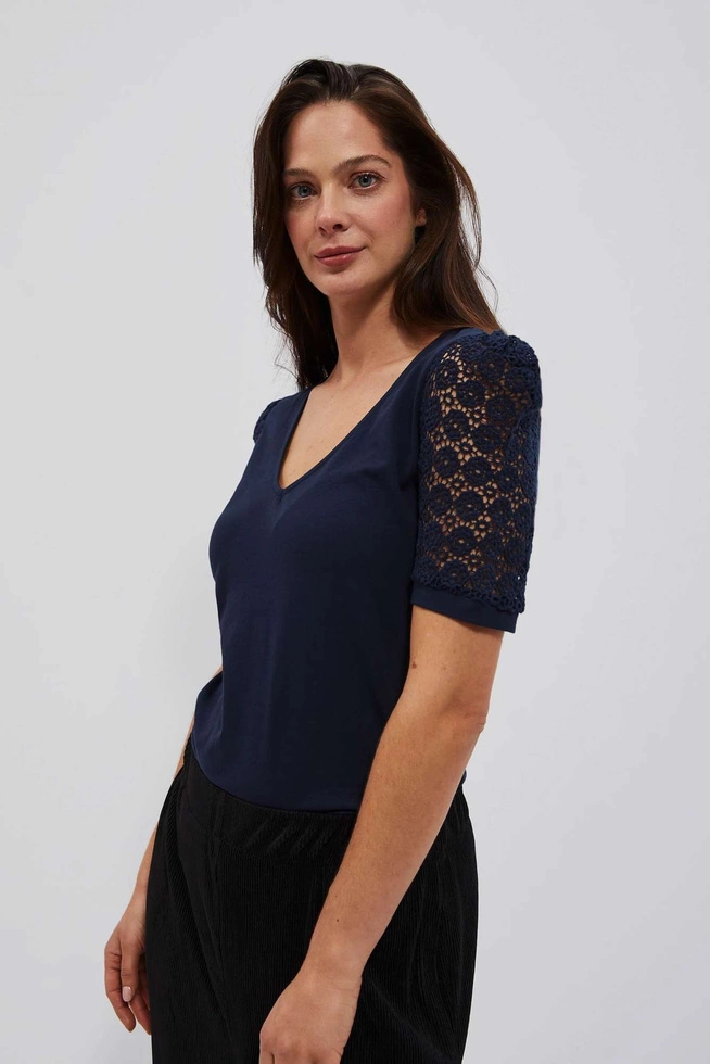 Bluzka z ażurowymi rękawami granatowa