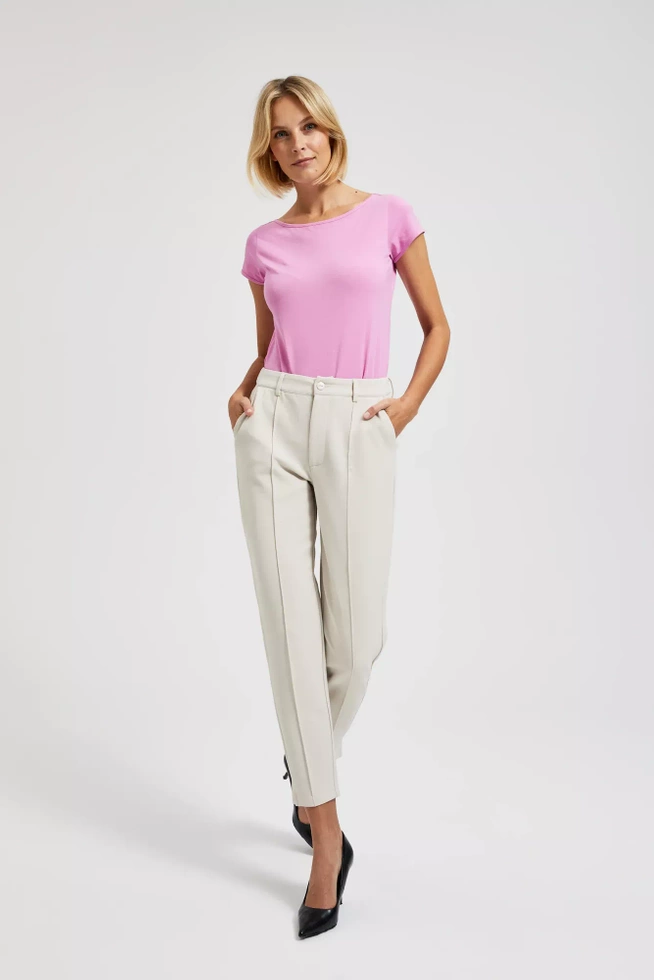 T-shirt różowy z okrągłym dekoltem