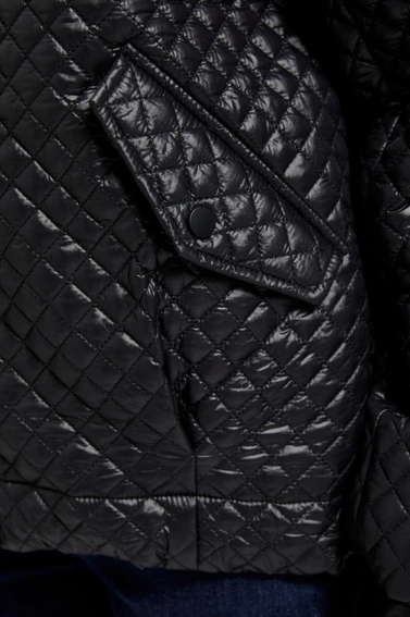 Krótka pikowna kurtka czarna