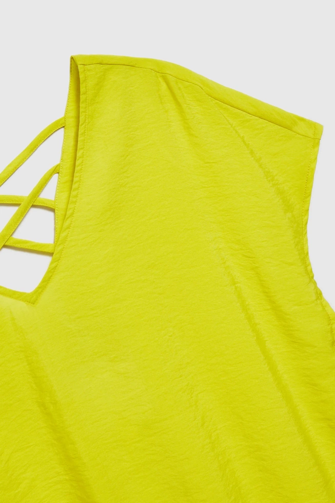 Koszula z dekoltem w serek i wiązaniem w pasie limonkowa