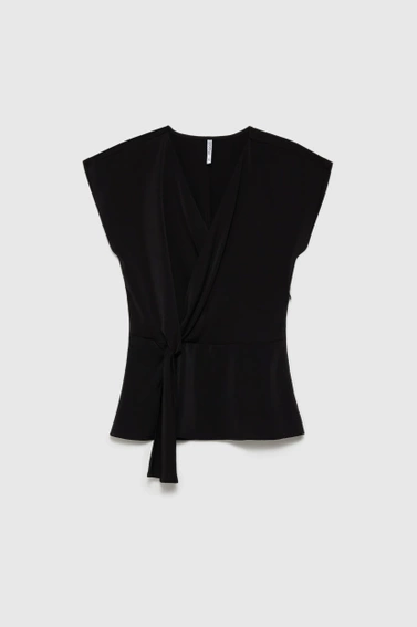 Koszula z wiązaniem czarna