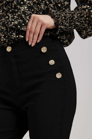 Spodnie z prostymi nogawkami 