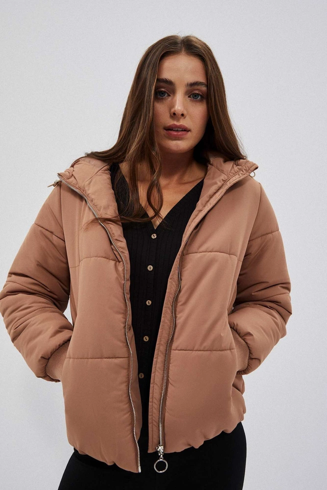 Krótka pikowna kurtka