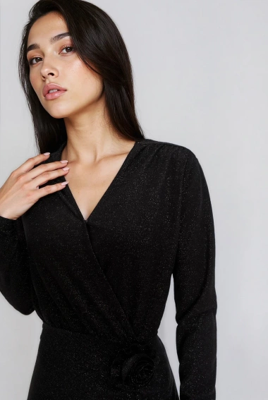 Sukienka maxi z rozcięciem czarna