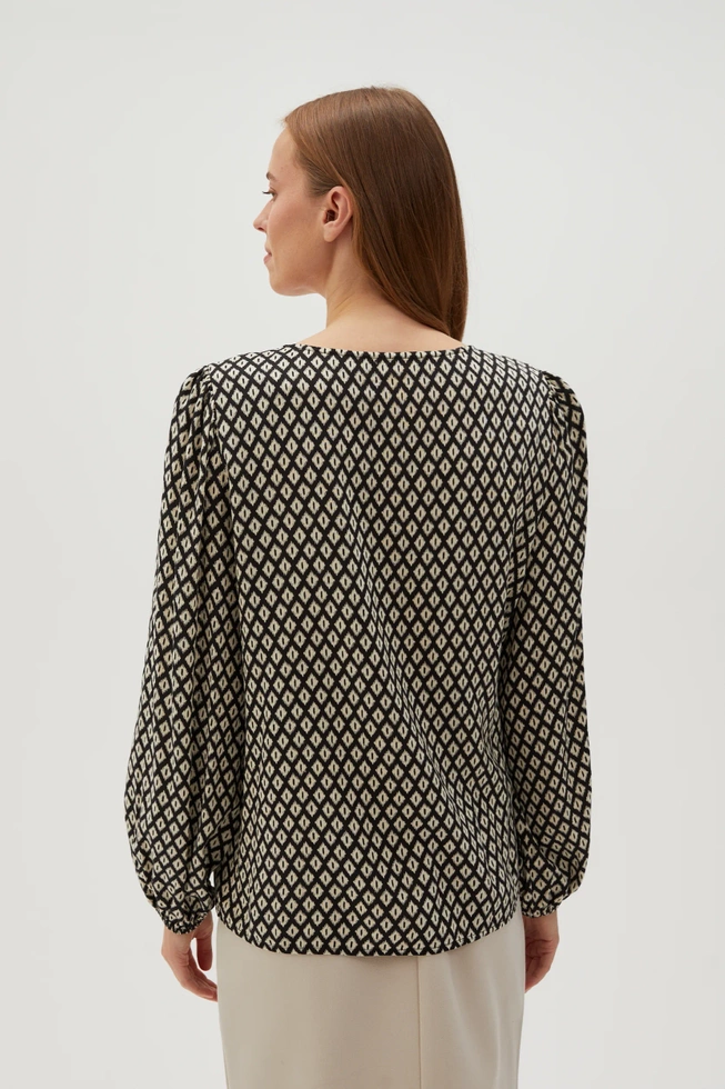 Koszula z geometrycznym wzorem czarna