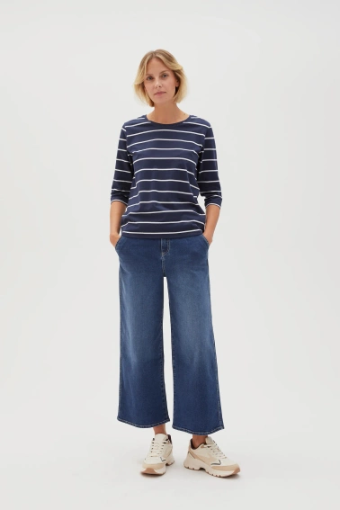 Bluzka w paski o prostym fasonie granatowa