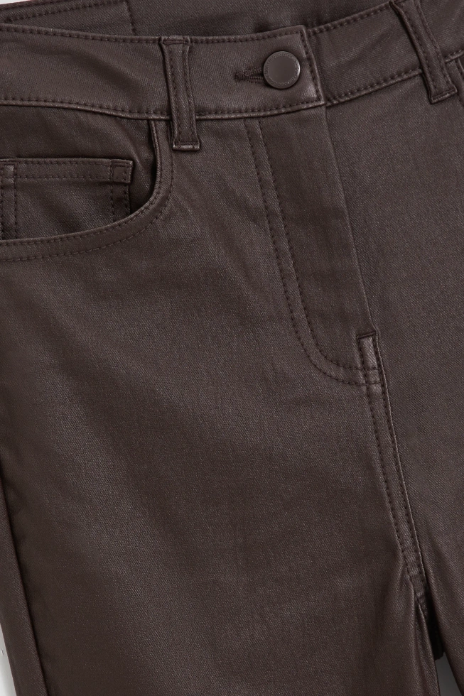 Woskowane spodnie brązowe