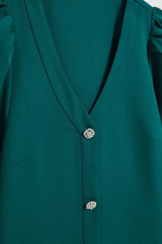 Sukienka z bufiastymi rękawami i ozdobnymi guzikami szmaragdowa