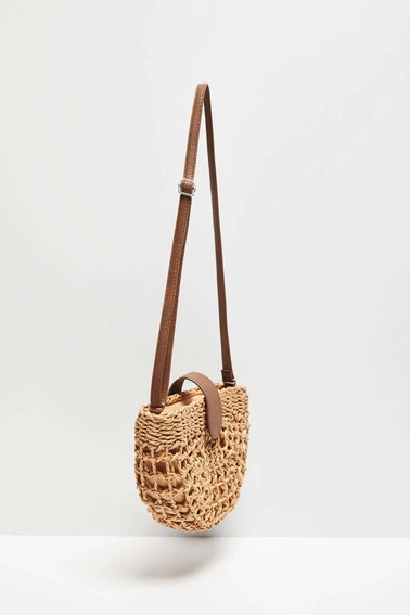 Pleciona torebka na ramię