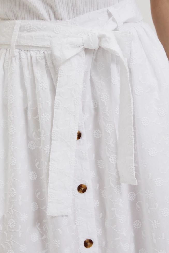 Spódnica midi z guzikami z wiązaniem w talii biała