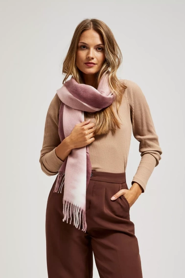 Gładki szalik z delikatnymi frędzlami