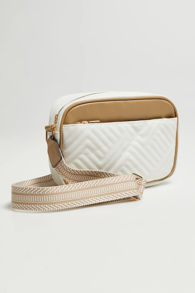 Pikowana torebka beżowa