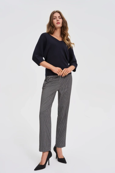 Sweter z rękawami 3/4 granatowy