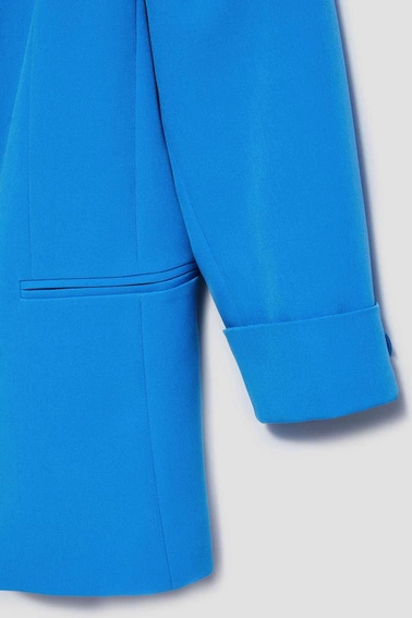 Marynarka z rękawami 3/4 i kieszeniami lazurowa