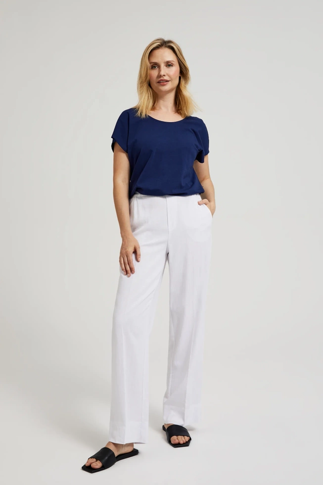 Bluzka z dekoltem na plecach granatowa