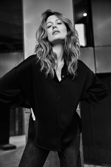 Gładka koszula czarna