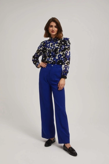 Koszula z kwiatowym wzorem i falbaną niebieska