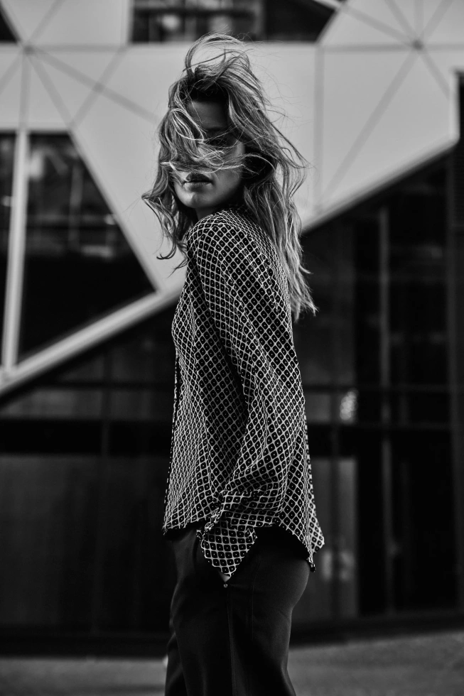 Wzorzysta koszula burgundowa