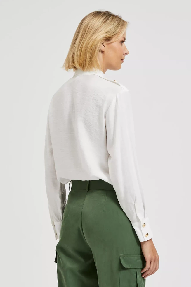 Gładka koszula z długimi rękawami i kołnierzykiem biała