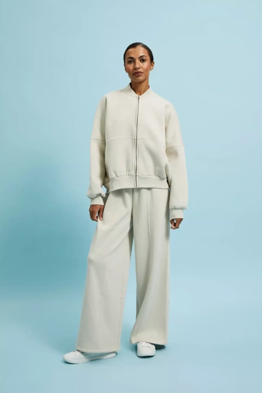 Bluza zapinana na zamek bez kaptura beżowa