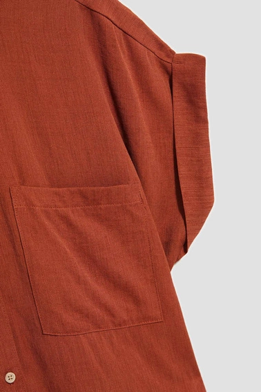 Wiskozowa koszula z kieszonką