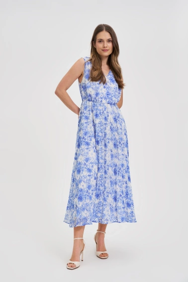Sukienka w kwiaty błękitna