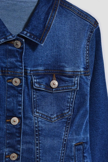 Kurtka jeansowa z kieszeniami niebieska