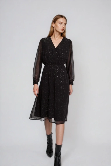 Sukienka z przezroczystymi rękawami czarna