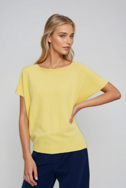 Cienki sweter żółty