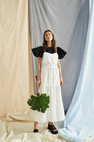 Sukienka na ramiączkach