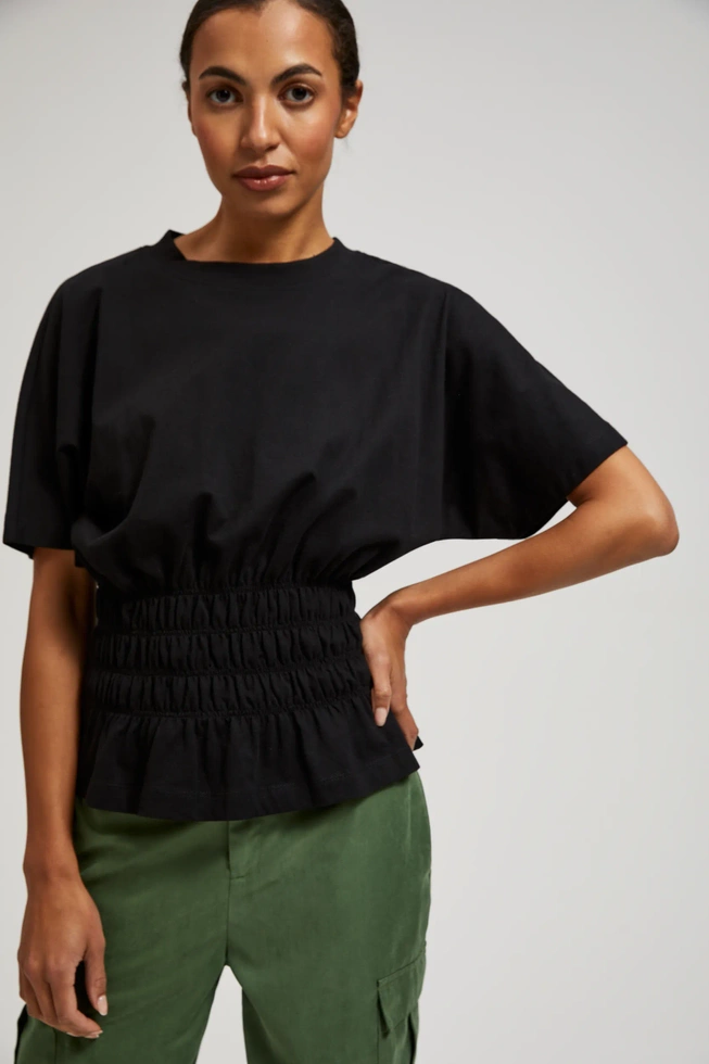 Bluzka z gumą w talii czarna