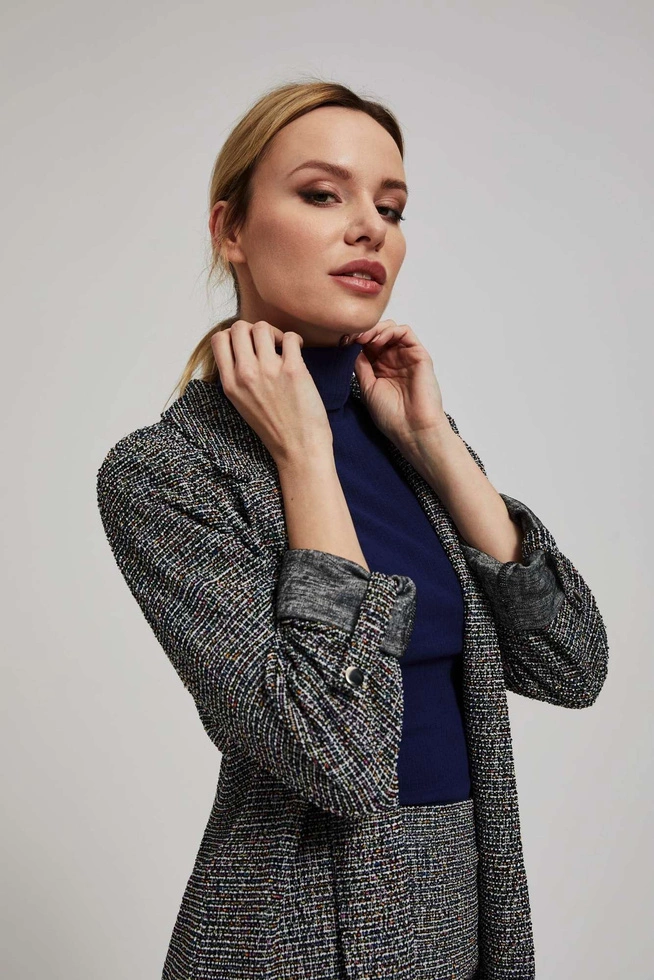 Marynarka z podwijanymi rękawami