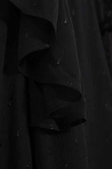 Koszula z wiązanym dekoltem i falbanami czarna