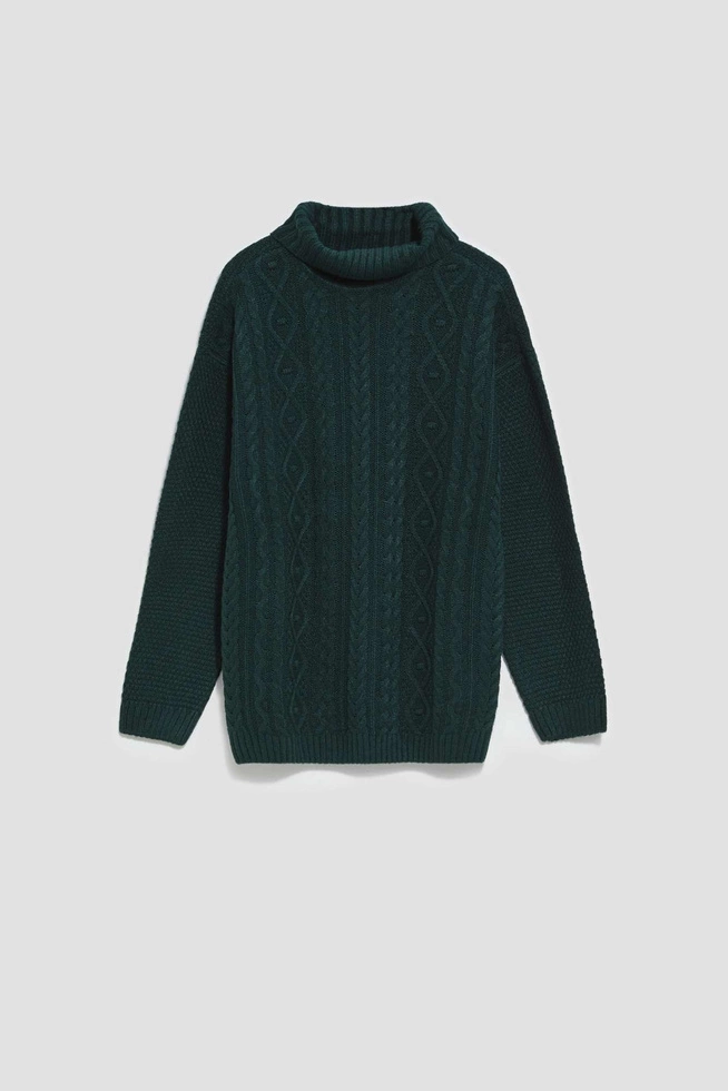 Sweter w warkoczowy splot z długimi rękawami szmaragdowy