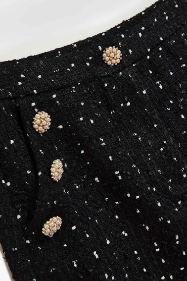 Spódnica w tweedowym stylu z ozdobnymi guzikami czarna