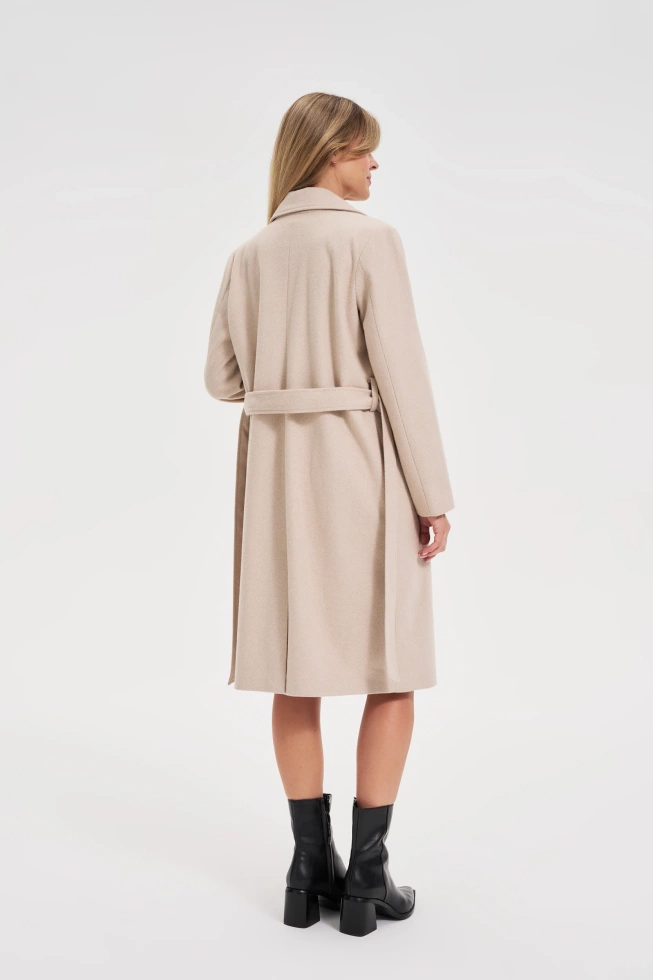 Płaszcz z paskiem beżowy