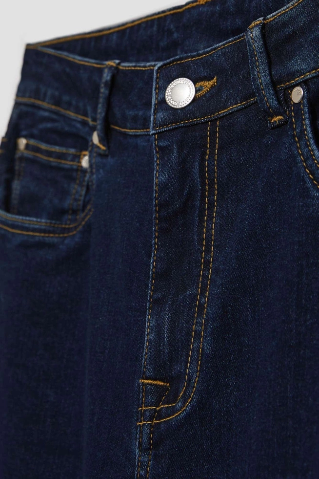 Jeansy z szerokimi nogawkami