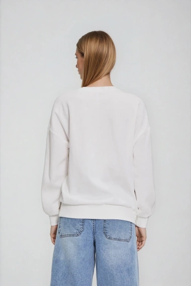 Bluza z haftowanym kwiatem biała