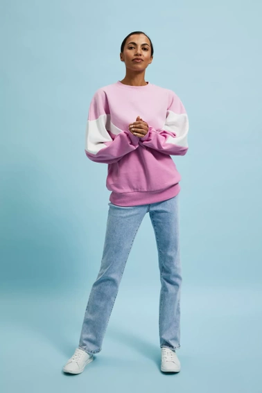 Bluza oversize wkładana przez głowę różowa