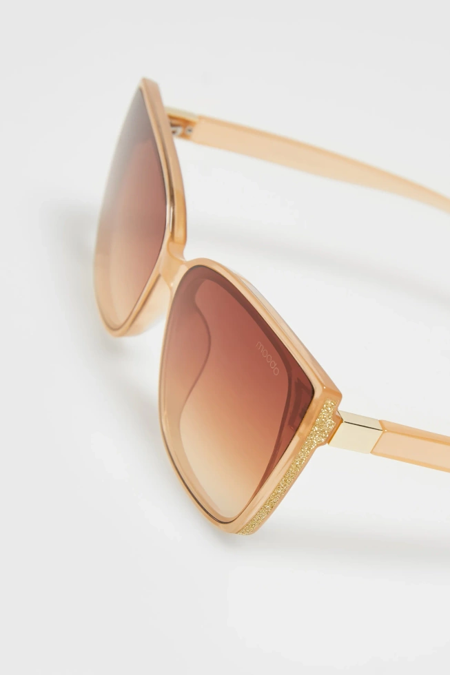 Okulary przeciwsłoneczne beżowe